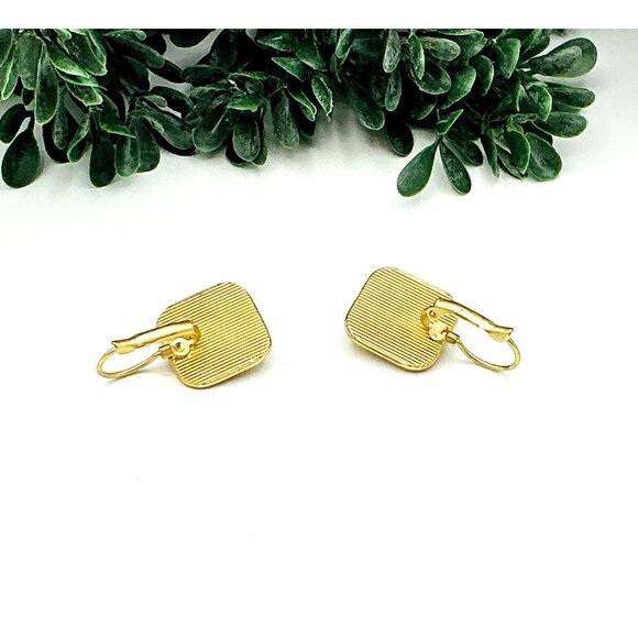 Gold Tone Red Faceted Gemstone Square Leverback Earrings - Picture 5 of 6